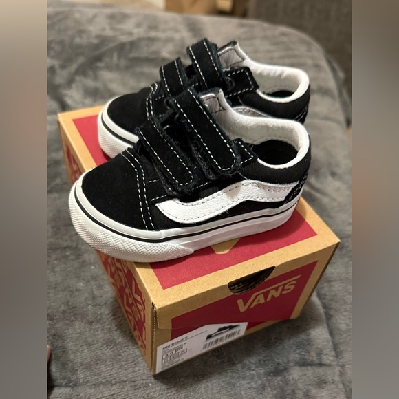 Toddler Vans - Picture 5 of 6